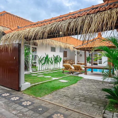 Villa Jimmy Seminyak Esterno foto